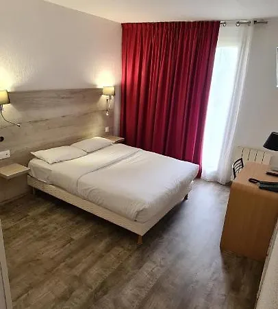 Hostellerie Saint Vincent Beauvais Aeroport 3*