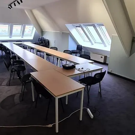 Saint Vincent Aeroport Hotel Beauvais