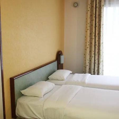 Hostellerie Saint Vincent Beauvais Aeroport Hotel