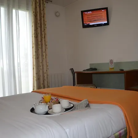 Hostellerie Saint Vincent Beauvais Aeroport Hotel Beauvais