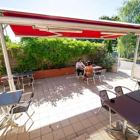 Hostellerie Saint Vincent Beauvais Aeroport 3* Beauvais
