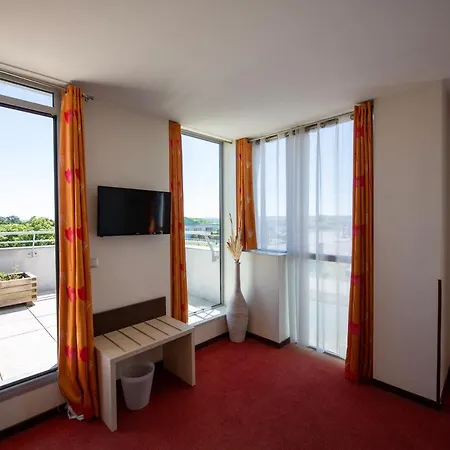 Hostellerie Saint Vincent Beauvais Aeroport Hotel Beauvais