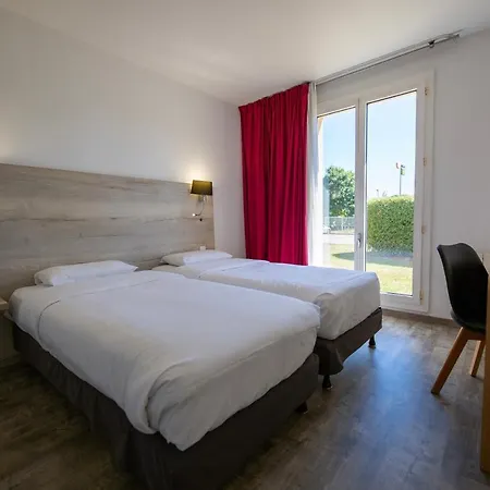 Hostellerie Saint Vincent Beauvais Aeroport