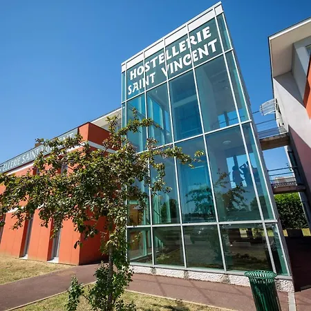 Hostellerie Saint Vincent Beauvais Aeroport Hotel