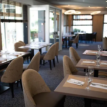 Hostellerie Saint Vincent Beauvais Aeroport 3*