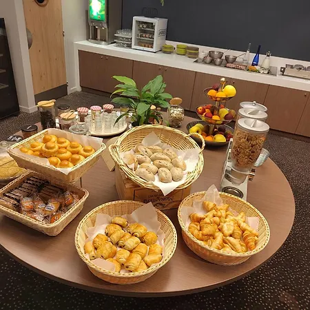 Hotel Saint Vincent Aeroport