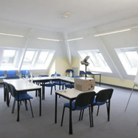 Hotel Saint Vincent Aeroport Beauvais