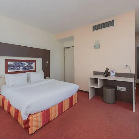 Saint Vincent Aeroport Hotel 3*