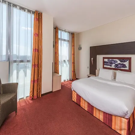 Saint Vincent Aeroport 3* Beauvais