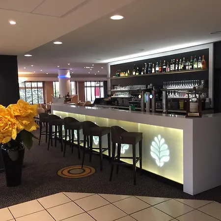 Hostellerie Saint Vincent Beauvais Aeroport