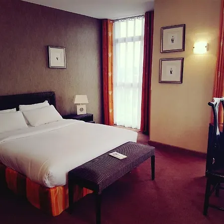 Hotel Elema Hotels Beauvais Ex Hostellerie Saint Vincent Beauvais Aeroport