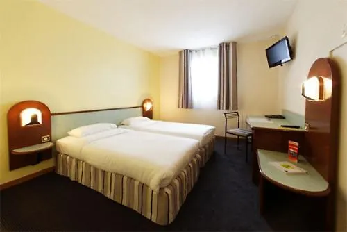 Hotel Hostellerie Saint Vincent Beauvais Aeroport Beauvais