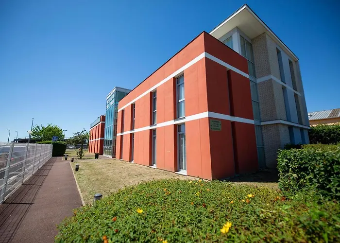 Hotel Hostellerie Saint Vincent Beauvais Aeroport Beauvais