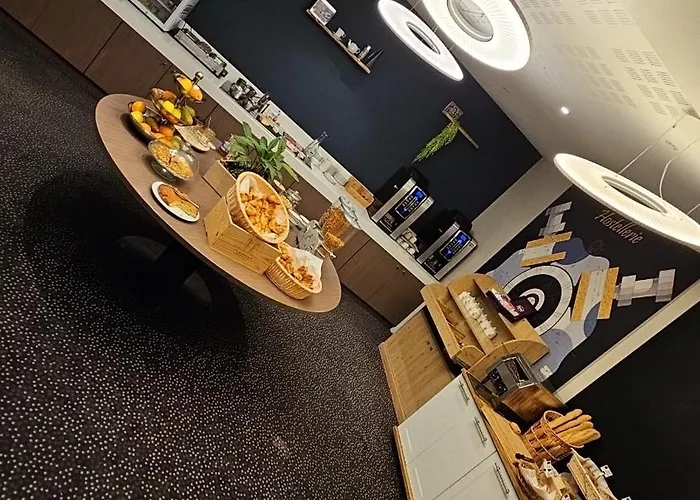 Hotel Hostellerie Saint Vincent Beauvais Aeroport 3*