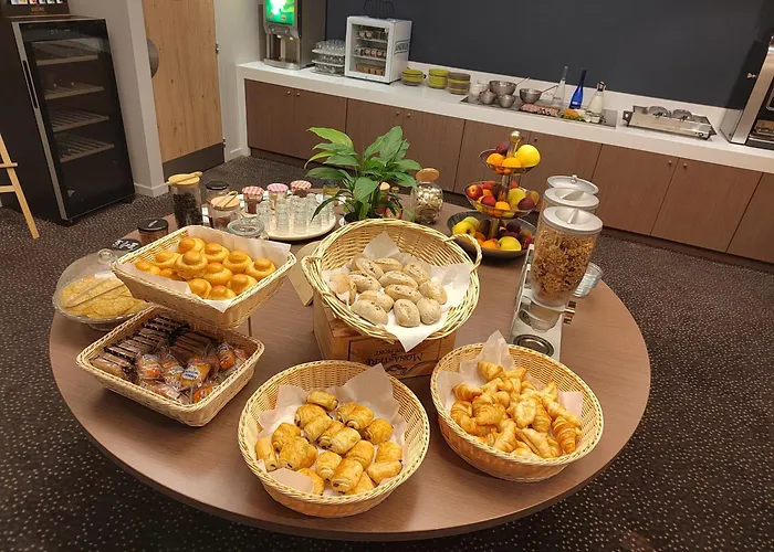 Hotel Hostellerie Saint Vincent Beauvais Aeroport