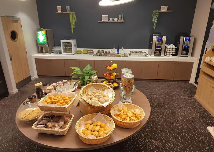 Hostellerie Saint Vincent Beauvais Aeroport Beauvais