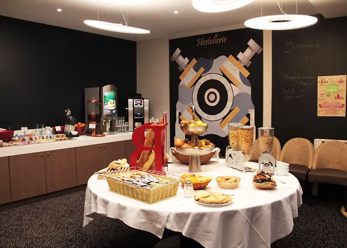 Hostellerie Saint Vincent Beauvais Aeroport Hotel