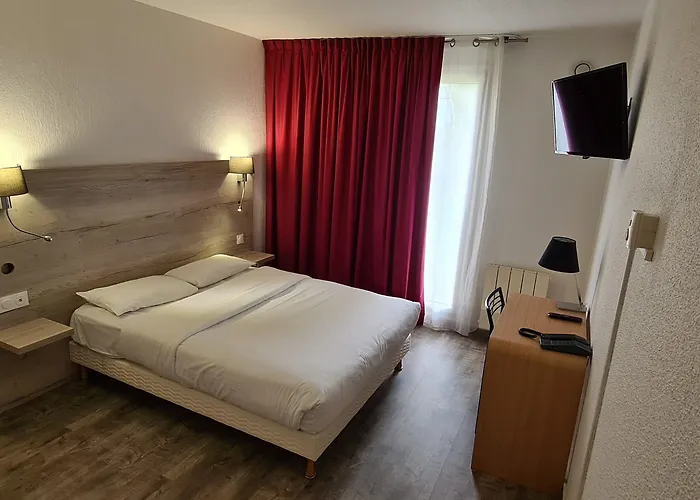 Hostellerie Saint Vincent Beauvais Aeroport 3* Beauvais