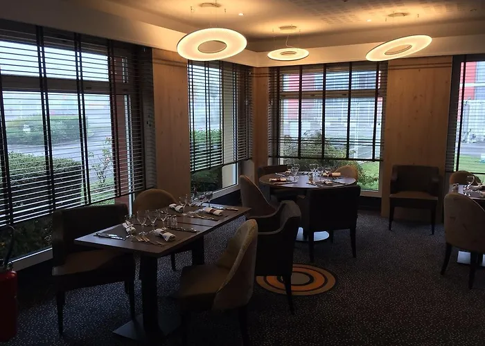 Hostellerie Saint Vincent Beauvais Aeroport Beauvais